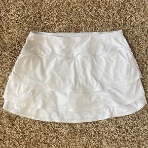 Athleta Tennis/Running short/Skort Size M White